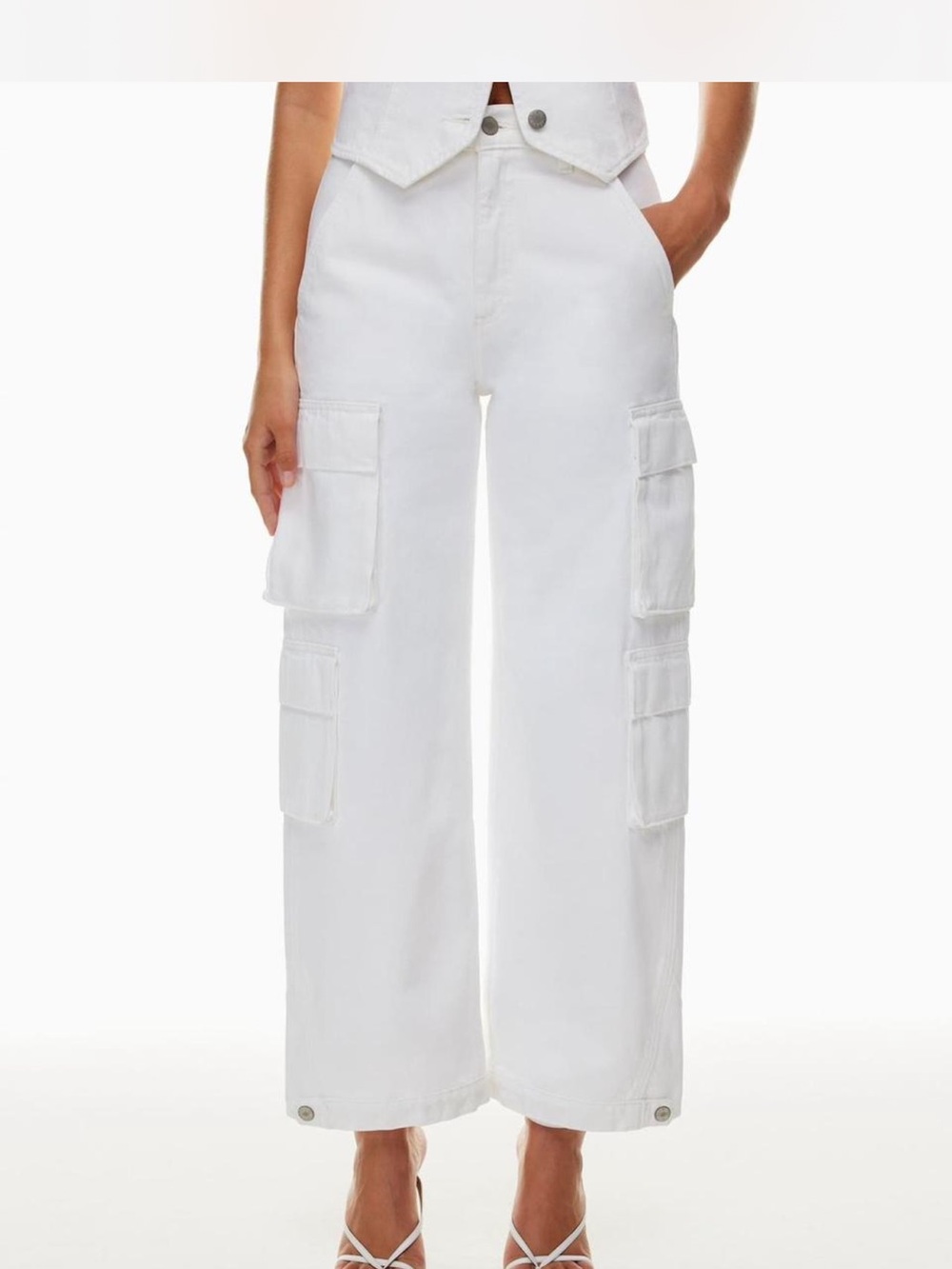 Aritzia denim forum Millie high rise cargo jeans in White